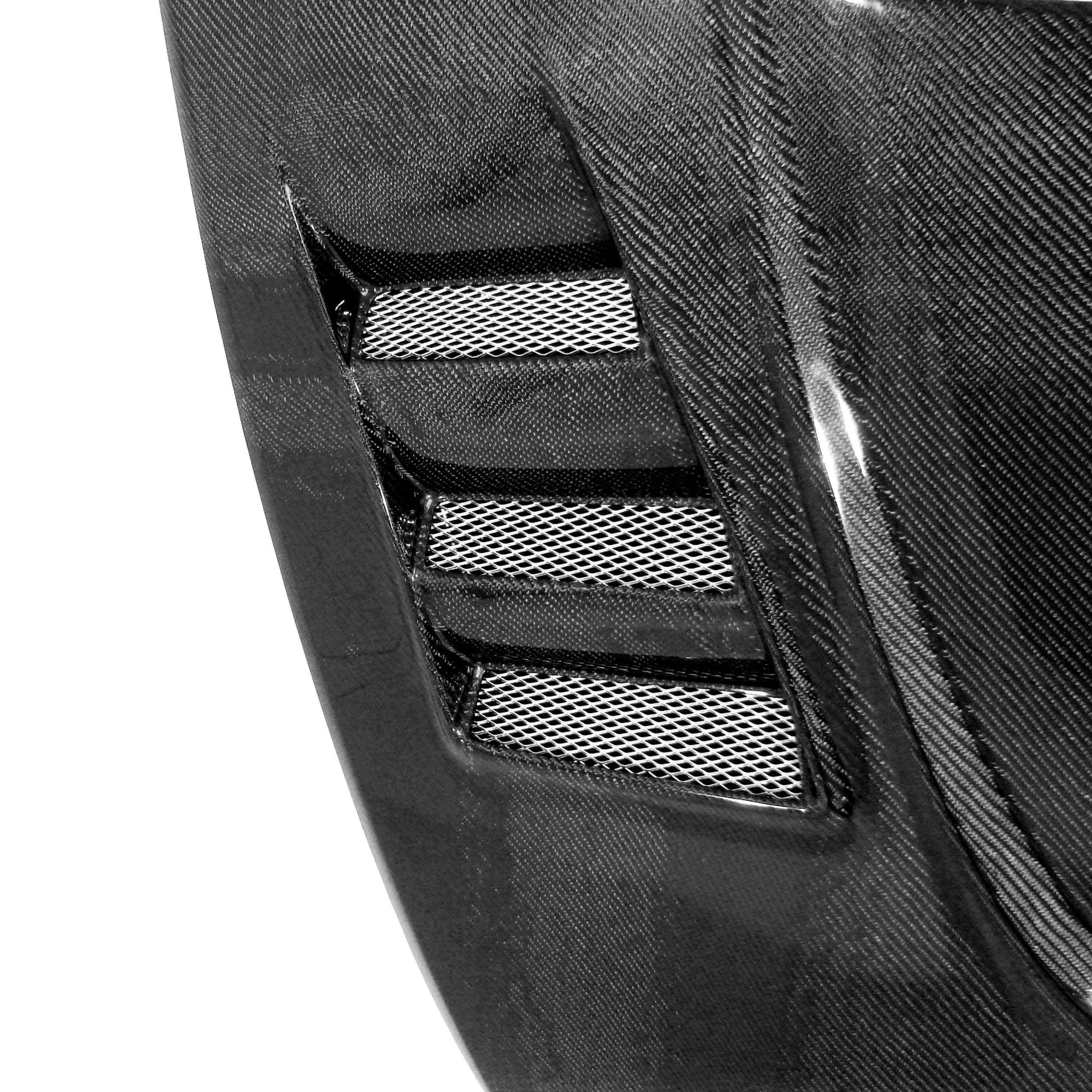 バンパー Amazon | レクサスIS300h（AVE30）4drセダン に適用