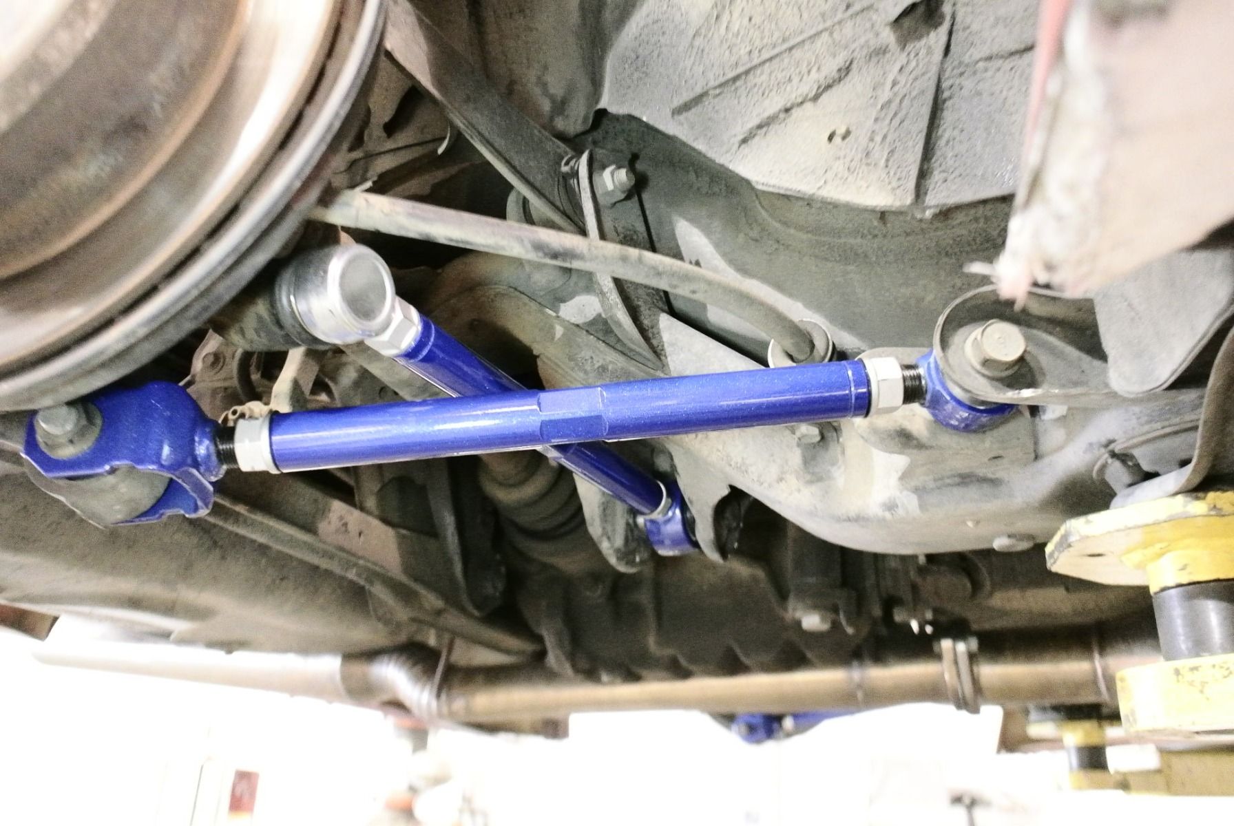 Toyota Cressida 88-92 MX83 Rear Trailing Arm – Burton-Racing